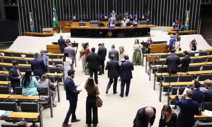 Câmara aprova projeto que torna permanentes os incentivos para a indústria da reciclagem