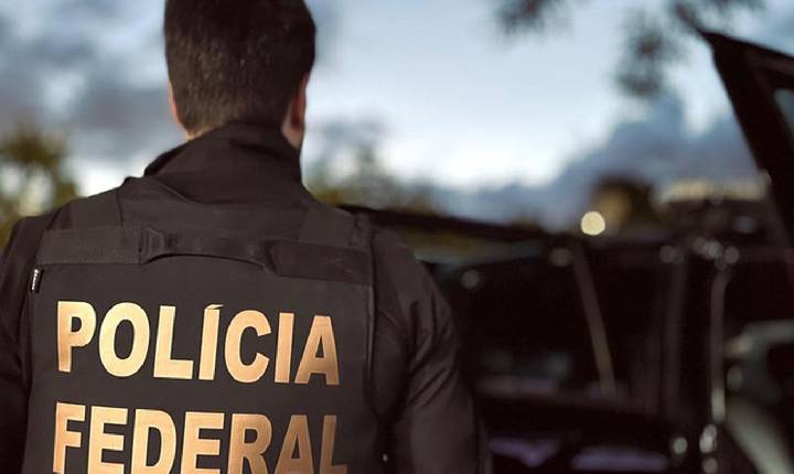PF cumpre mandados contra juiz suspeito de favorecer imobiliárias