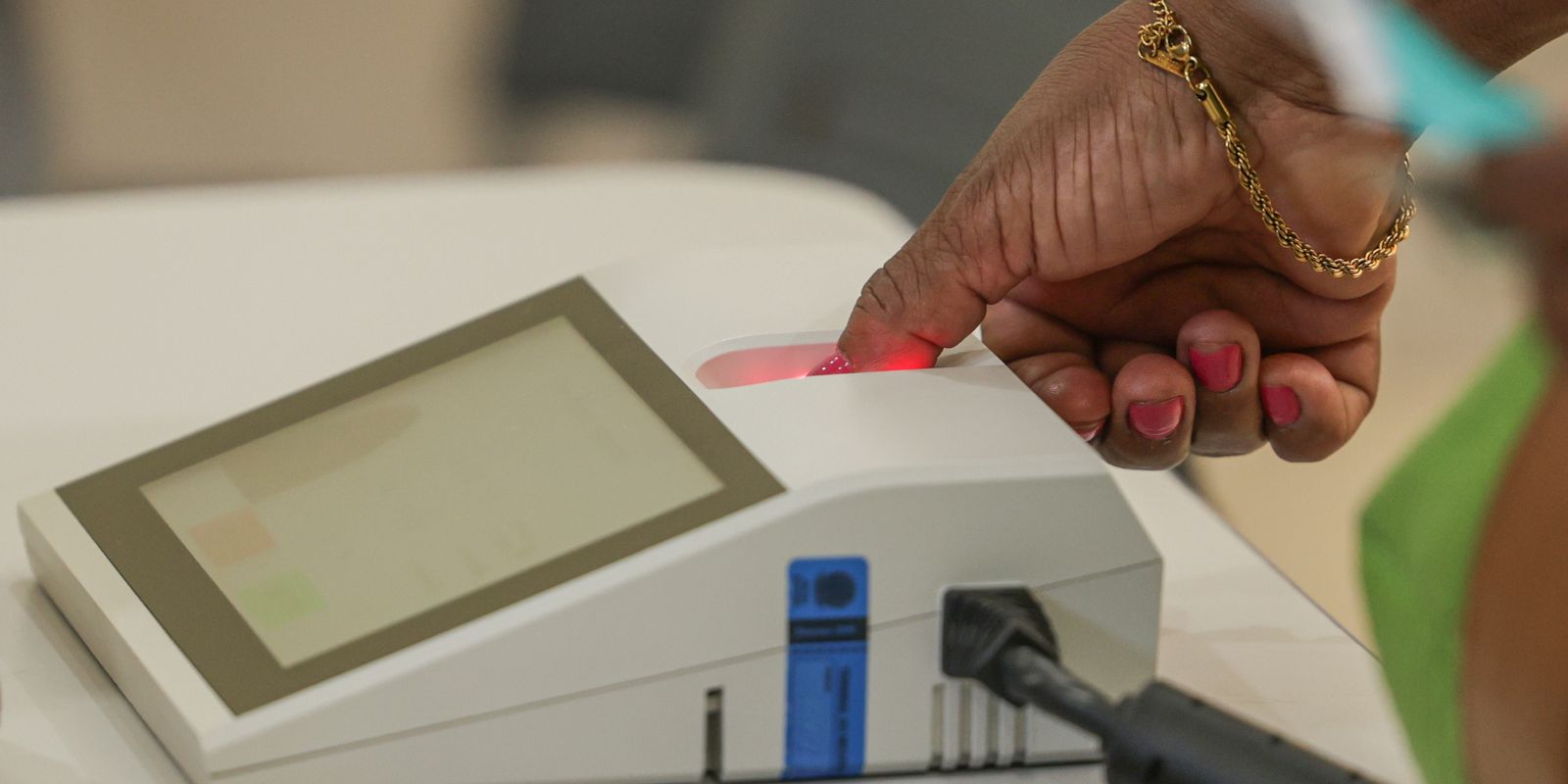 Sobe para 1.544 número de urnas substituídas no primeiro turno 
